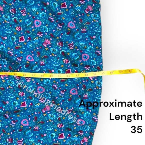 Vintage 70’s The Villager Vibrant Polyester Maxi Skirt Tagged 16 See Measurement - Picture 12 of 14